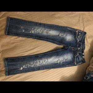 MISS ME Capri distressed jeans BUCKLE EXCLUSIVE 23